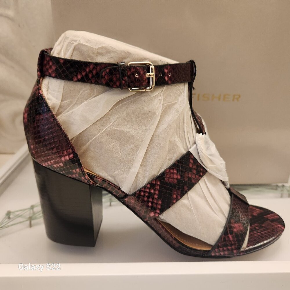 Marc Fisher "Walinda" Red Multi Block Heeled Sandals. NIB. Size 9